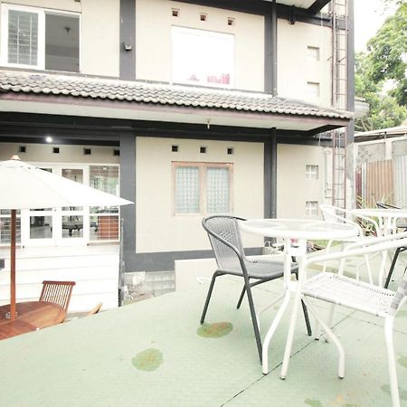 Oyo 260 Home 33 Bandung Luaran gambar