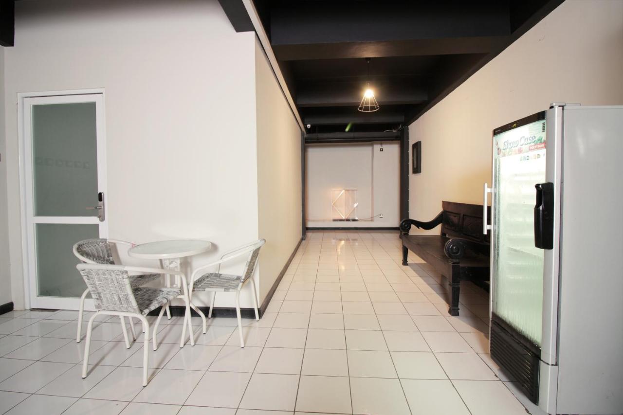 Oyo 260 Home 33 Bandung Luaran gambar