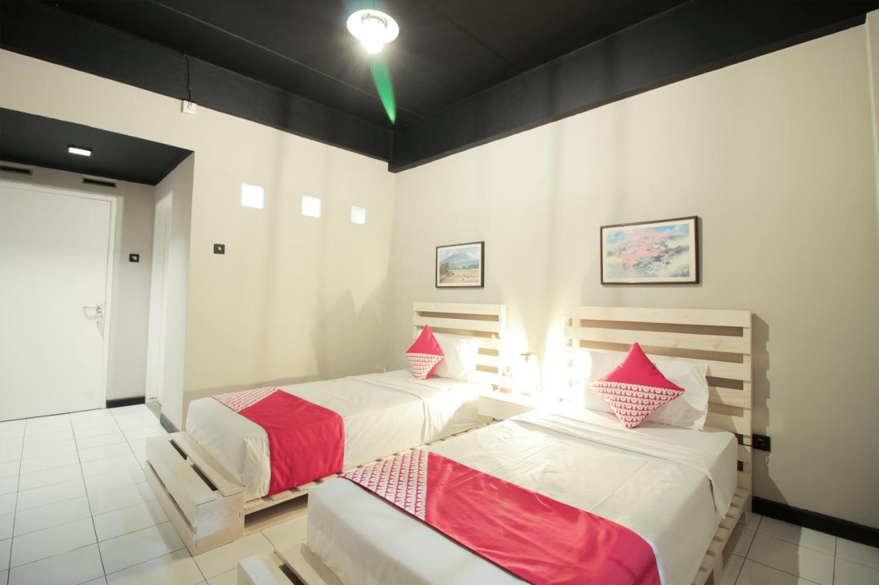 Oyo 260 Home 33 Bandung Luaran gambar